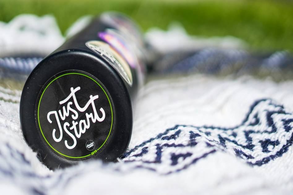 Homepage for Sustainable Living Fitness & Wellness natural yoga mat cleaner
