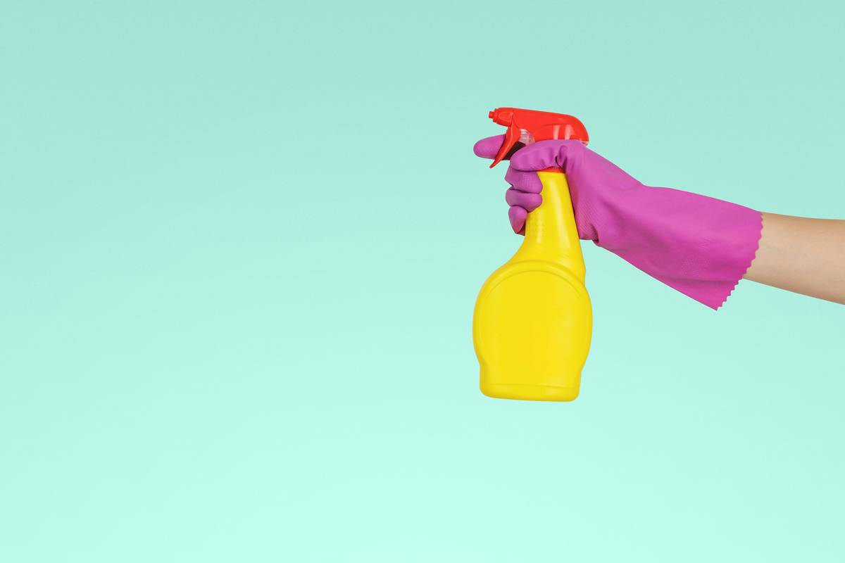 DIY Yoga Mat Cleaner: The Only Natural Formula You’ll Ever Need