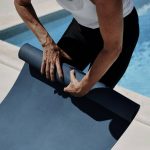 How to Sanitize Yoga Mat: The Non-Toxic, Gym-Owner Trick Most Teachers Won’t Share