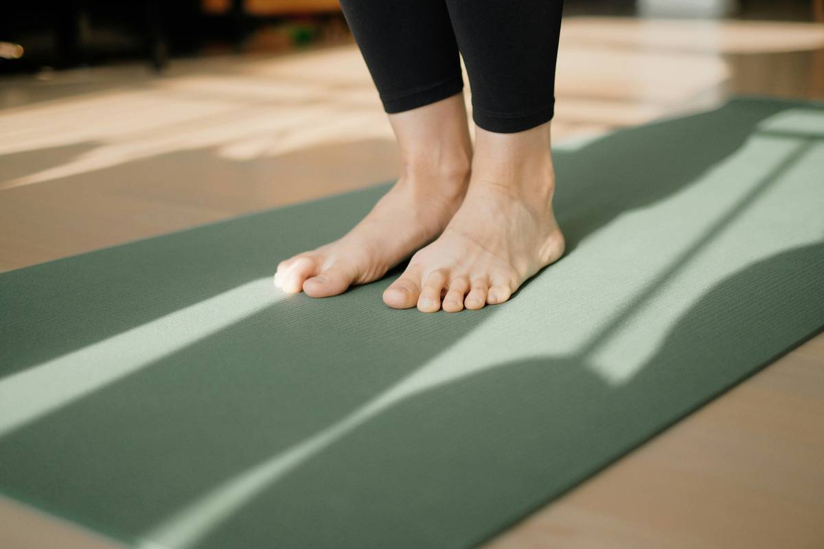comparison of yoga eco rubber mat surfaces after different cleaning methods showing intact vs degraded texture